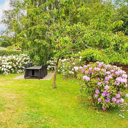 5 Person Holiday Home In B Rkop Egeskov  Exteriör bild