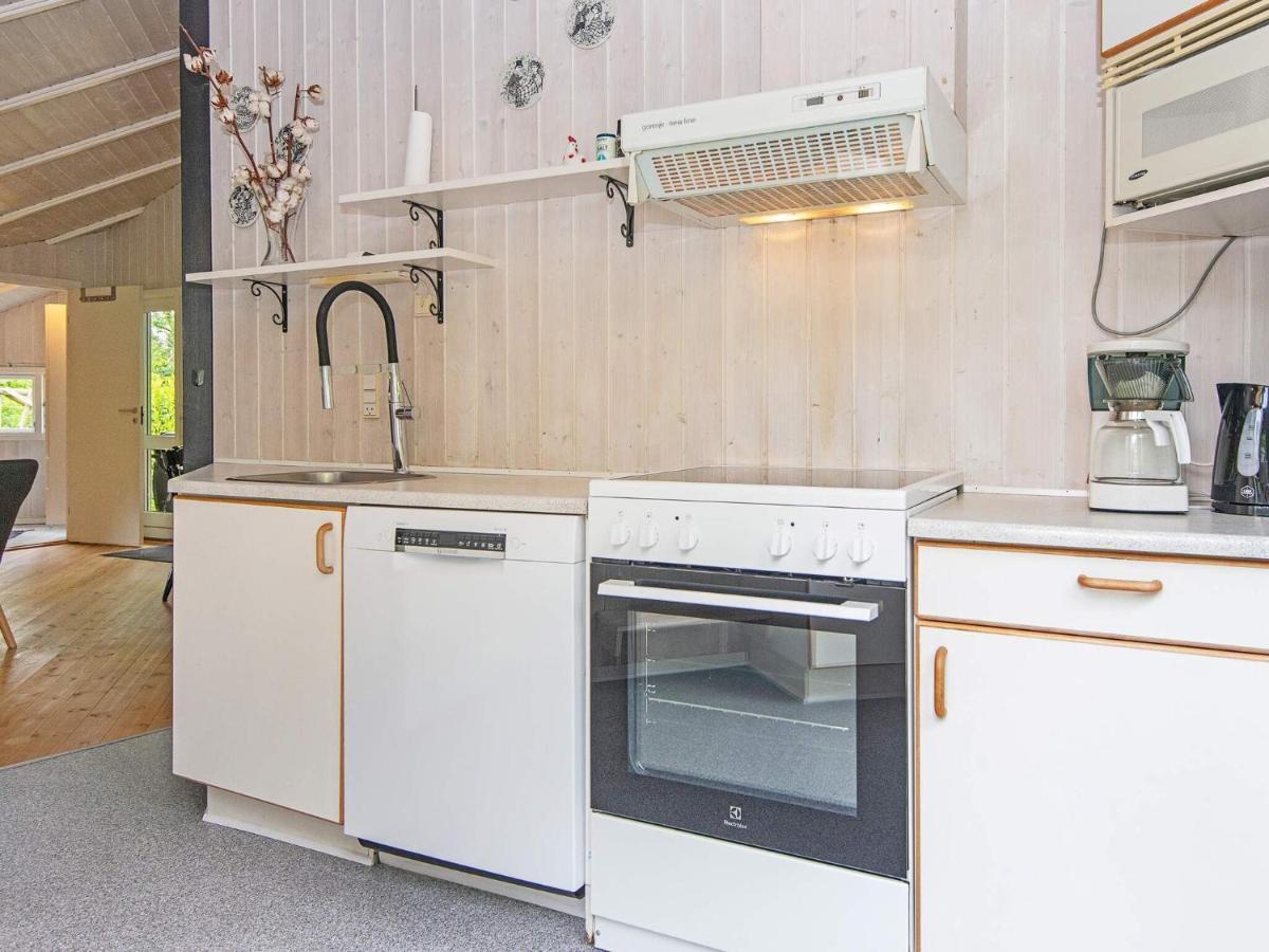 5 Person Holiday Home In B Rkop Egeskov  Exteriör bild